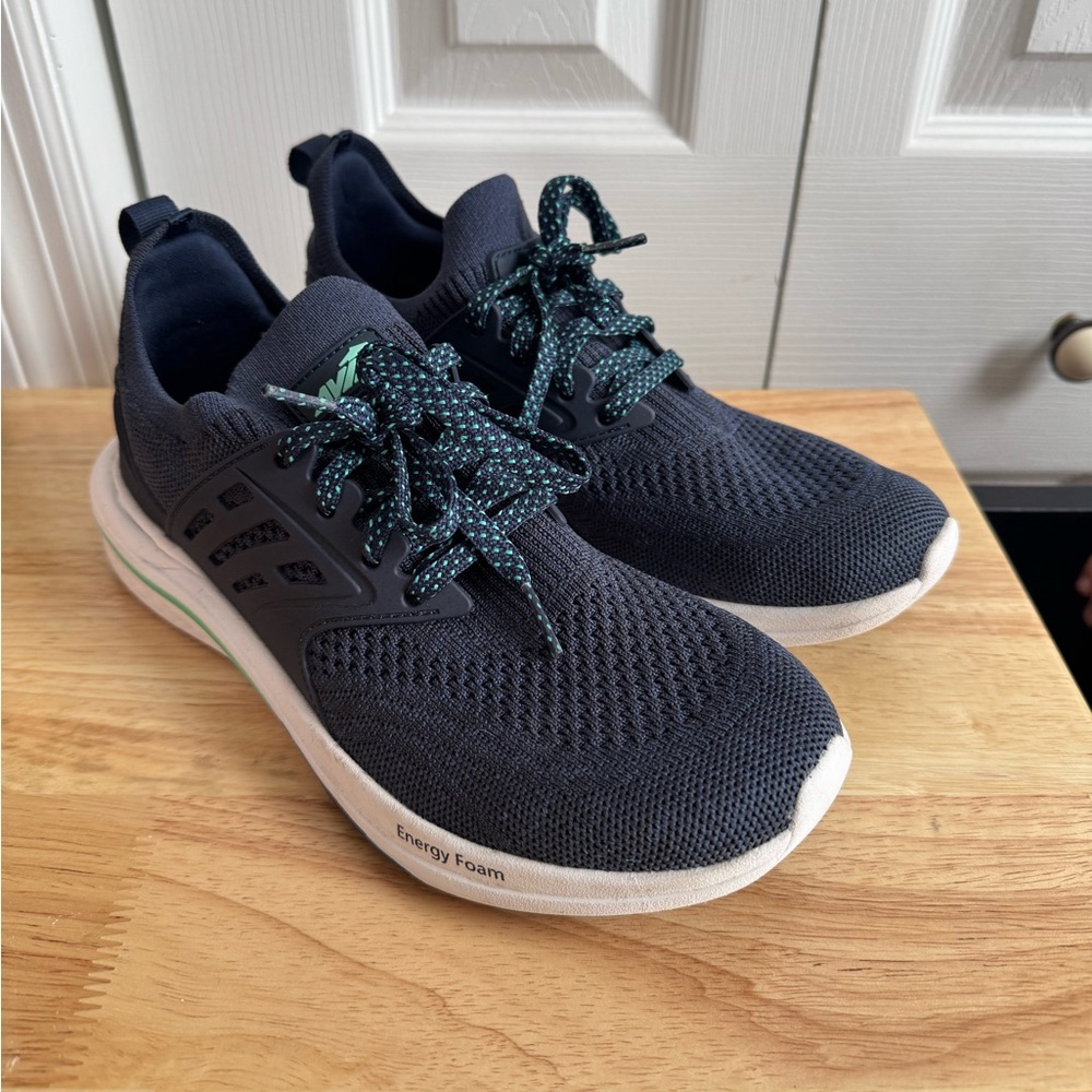 Avia Navy Running Shoes | Women’s size 7.5